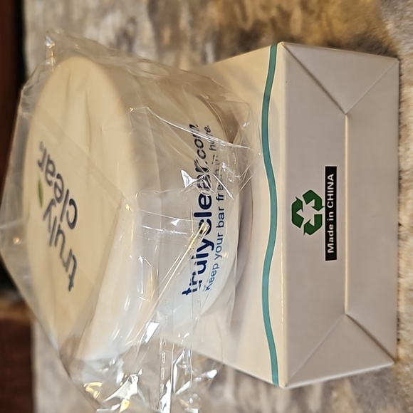 Truly Clear case - Picture 3 of 3